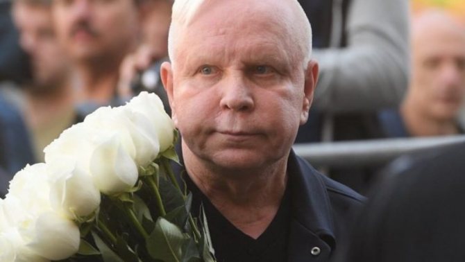 Борис Моисеев на похоронах Кобзона