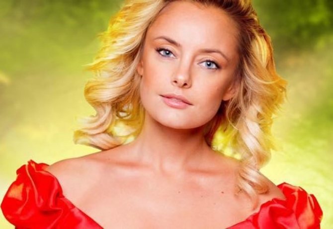 'Елена Максимова была солисткой группы 