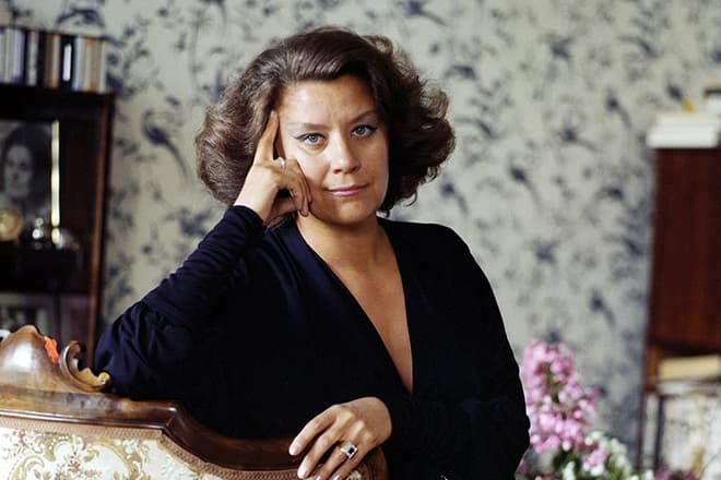 Елена Образцова