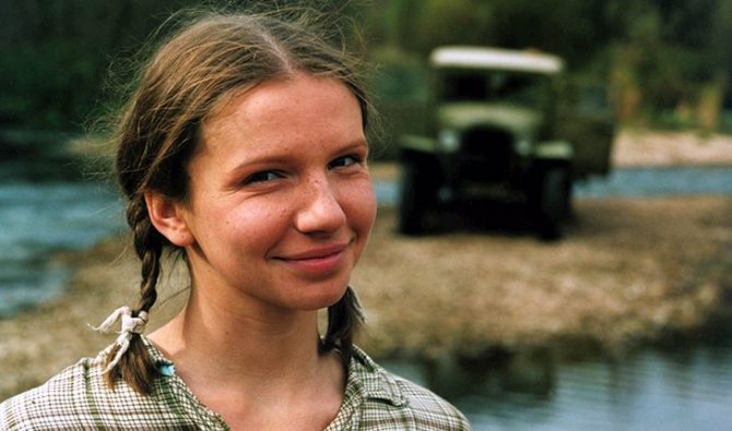 Ирина Рахманова в фильме «Ехали два шофера»