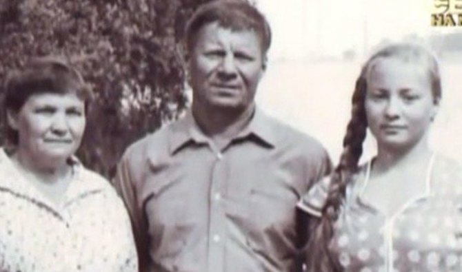 Светлана Пермякова с родителями